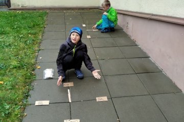 Páteční učení venku