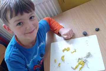 Pracovní výchova -  práce s modelínou