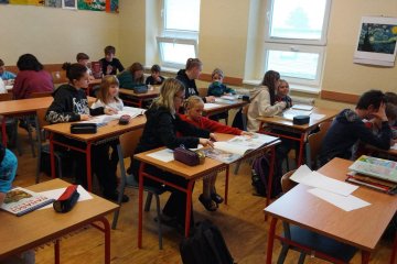 Setkání s deváťáky nad knížkou