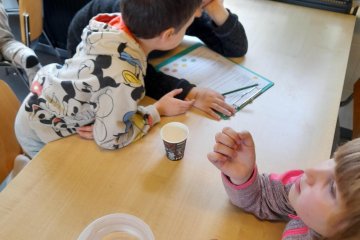 Duben ve školní družině Ostašov