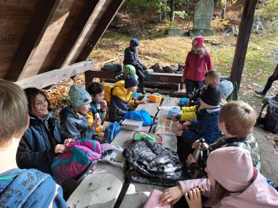 svačina u Mlynářova kamene