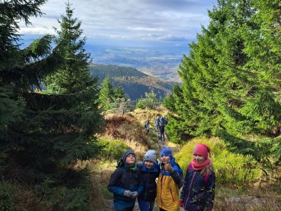 Otevřely se nám výhledy do krajiny.