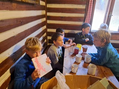 Jak se z tetrapacků dají postavit domy.