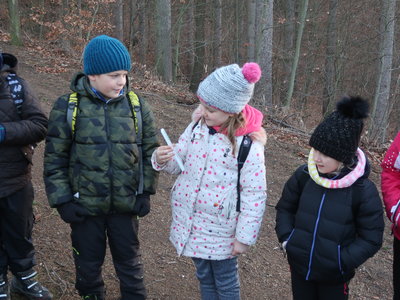 Měříme teplotu vzduchu (nečekaných 7 stupňů Celsia)!