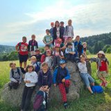 Prvňáci a jejich 1. den na 1. škole v přírodě