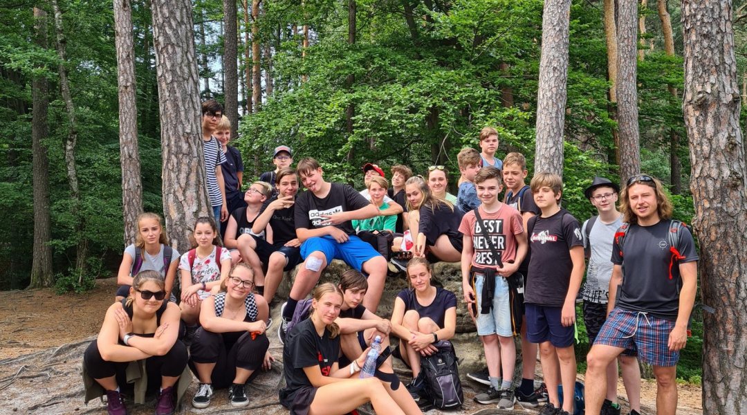 Hruboskalsko a koloběžky v okolí Hamru na Jezeře