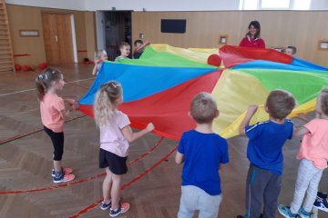 Cvičení v tělocvičně