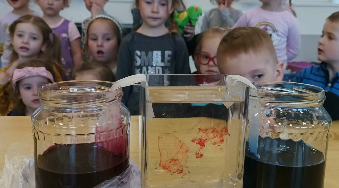 Pokusy v Modré třídě