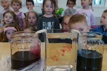 Pokusy v Modré třídě