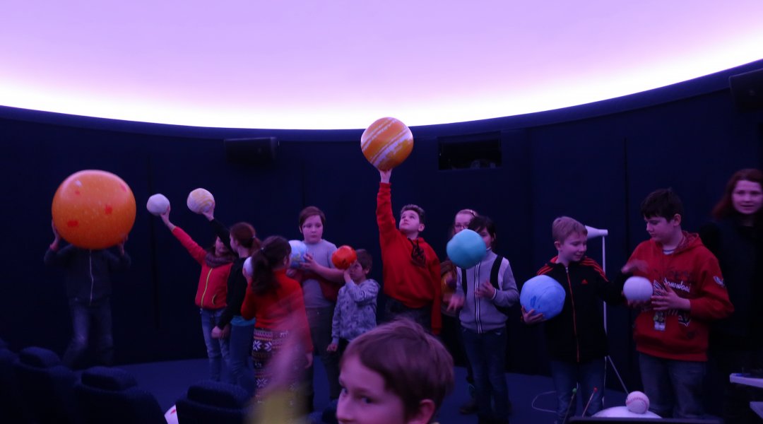 Vesmírná návštěva IQLandie