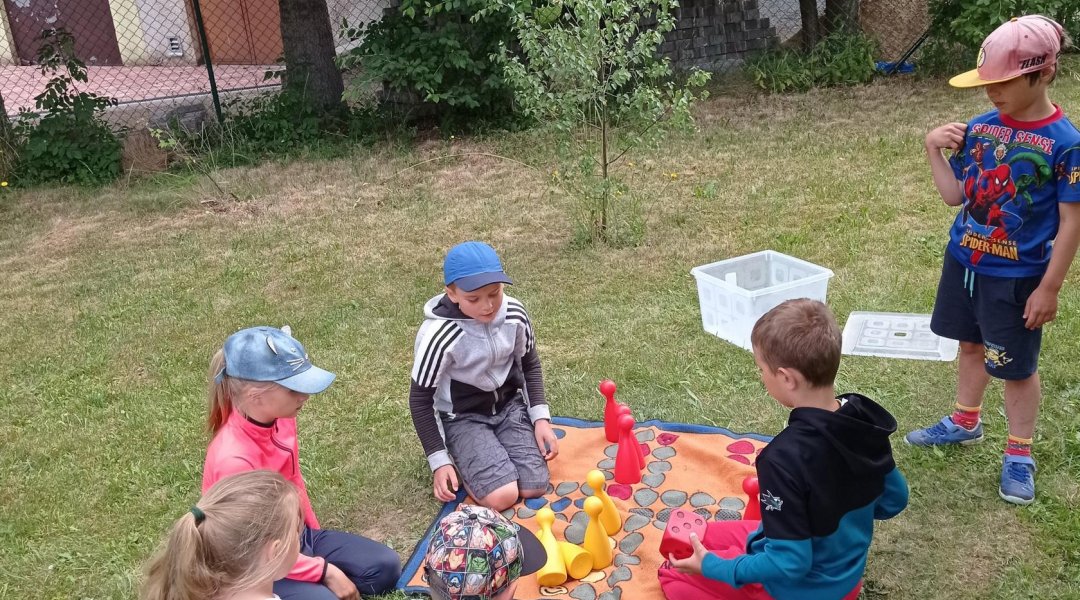 Den her a soutěží