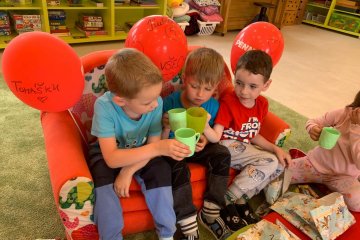 Narozeniny - Kubík, Tomášek, Adámek