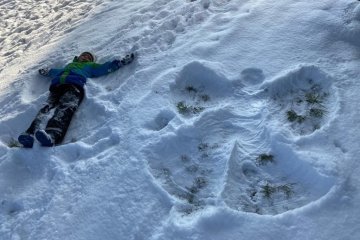 Radovánky na sněhu