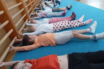 Cvičení v tělocvičně