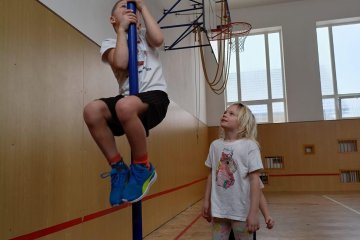 Cvičení v tělocvičně