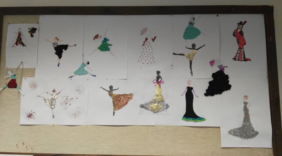 Návrháři společenských  šatů