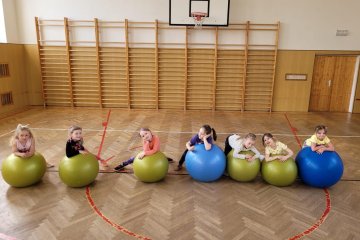 Cvičení v tělocvičně