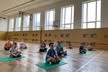 Cvičení v tělocvičně