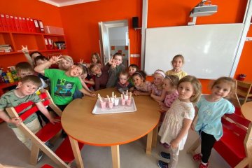 Výroba domácích jahodových nanuků