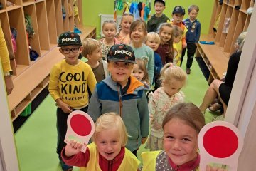 První cvičení v tělocvičně