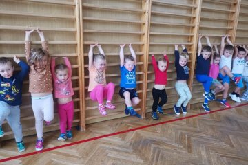 Cvičení v tělocvičně