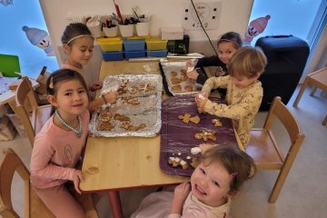 Pečení perníčků