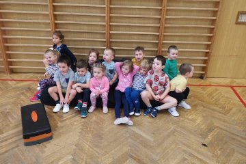 Cvičení v tělocvičně