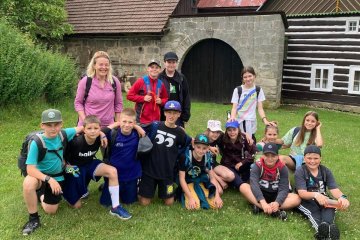 V. třída: Školní výlet -den první