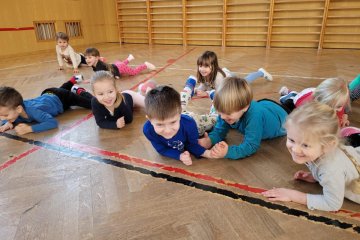 Cvičení v tělocvičně