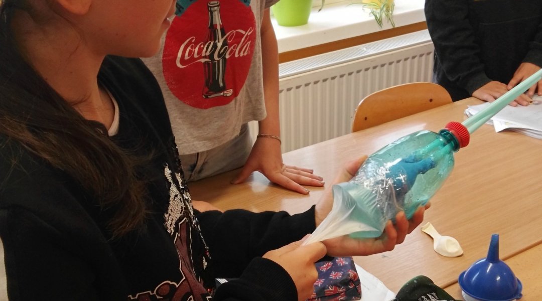 Pokus o vlivu tlaku v plicích