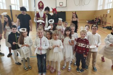 Andělská (a trošku čertovská) škola