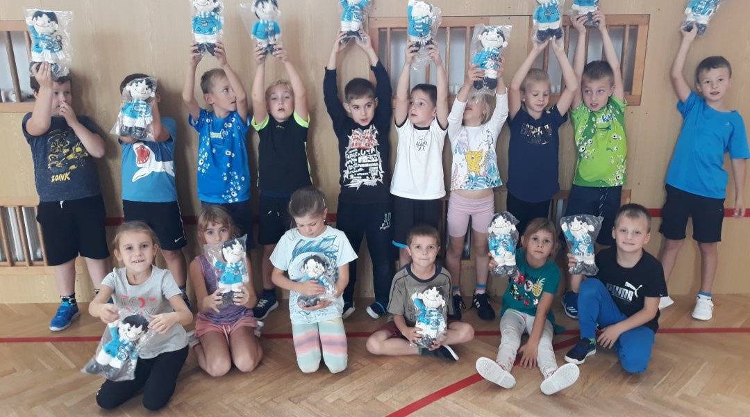 Další dárek Slovánek