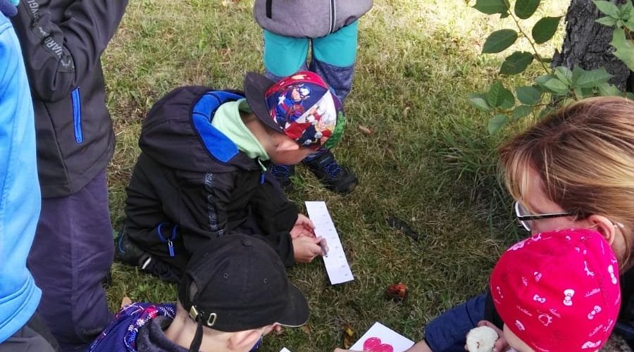 Páteční učení venku