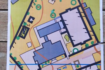 S mapou školní zahrady hledáme stromy