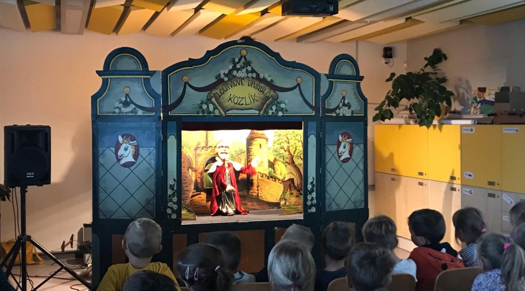 Divadlo ve školní družině